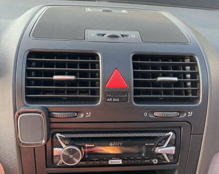 Черный Фольксваген Гольф, объемом двигателя 1.6 л и пробегом 138 тыс. км за 6500 $, фото 11 на Automoto.ua