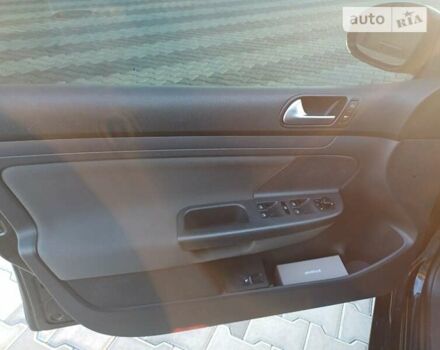 Чорний Фольксваген Гольф, об'ємом двигуна 1.4 л та пробігом 294 тис. км за 5600 $, фото 30 на Automoto.ua