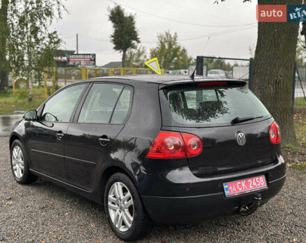 Черный Фольксваген Гольф, объемом двигателя 1.6 л и пробегом 221 тыс. км за 6600 $, фото 11 на Automoto.ua