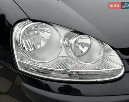 Черный Фольксваген Гольф, объемом двигателя 1.4 л и пробегом 187 тыс. км за 6500 $, фото 12 на Automoto.ua