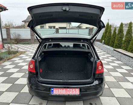 Черный Фольксваген Гольф, объемом двигателя 1.4 л и пробегом 187 тыс. км за 6500 $, фото 41 на Automoto.ua