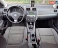 Черный Фольксваген Гольф, объемом двигателя 1.6 л и пробегом 250 тыс. км за 5900 $, фото 8 на Automoto.ua