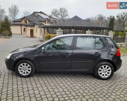 Черный Фольксваген Гольф, объемом двигателя 1.6 л и пробегом 260 тыс. км за 5399 $, фото 7 на Automoto.ua