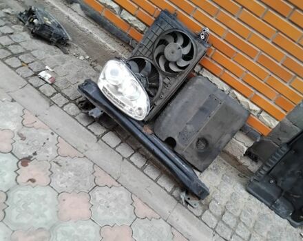 Черный Фольксваген Гольф, объемом двигателя 1.4 л и пробегом 230 тыс. км за 1250 $, фото 8 на Automoto.ua