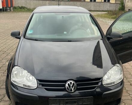 Черный Фольксваген Гольф, объемом двигателя 1.6 л и пробегом 200 тыс. км за 4850 $, фото 2 на Automoto.ua