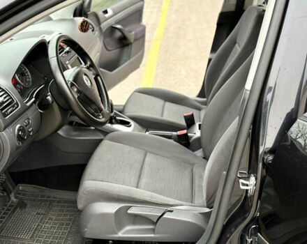 Черный Фольксваген Гольф, объемом двигателя 1.6 л и пробегом 185 тыс. км за 6200 $, фото 43 на Automoto.ua