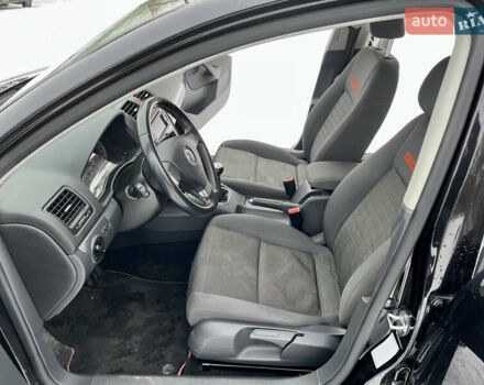 Черный Фольксваген Гольф, объемом двигателя 1.4 л и пробегом 244 тыс. км за 5699 $, фото 11 на Automoto.ua