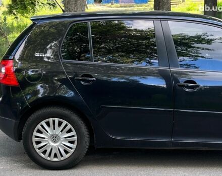 Чорний Фольксваген Гольф, об'ємом двигуна 1.6 л та пробігом 255 тис. км за 4990 $, фото 10 на Automoto.ua