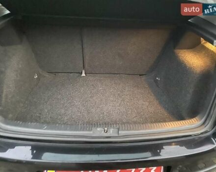 Черный Фольксваген Гольф, объемом двигателя 1.6 л и пробегом 246 тыс. км за 5200 $, фото 16 на Automoto.ua