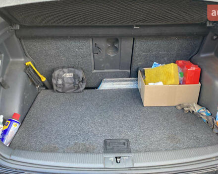 Чорний Фольксваген Гольф, об'ємом двигуна 1.6 л та пробігом 240 тис. км за 4700 $, фото 10 на Automoto.ua