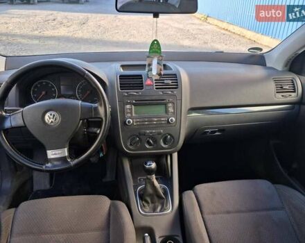 Чорний Фольксваген Гольф, об'ємом двигуна 1.39 л та пробігом 230 тис. км за 5200 $, фото 9 на Automoto.ua