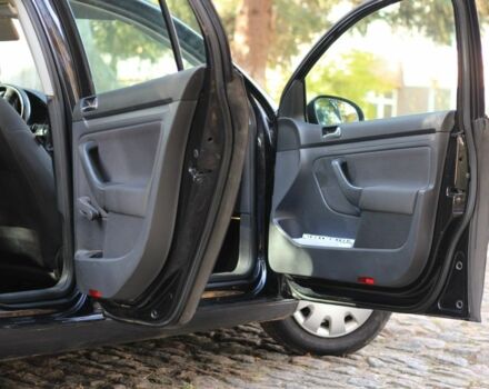 Чорний Фольксваген Гольф, об'ємом двигуна 0 л та пробігом 220 тис. км за 5000 $, фото 5 на Automoto.ua