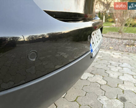 Черный Фольксваген Гольф, объемом двигателя 1.6 л и пробегом 240 тыс. км за 6150 $, фото 12 на Automoto.ua