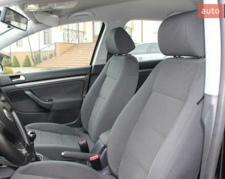 Чорний Фольксваген Гольф, об'ємом двигуна 1.6 л та пробігом 205 тис. км за 5790 $, фото 36 на Automoto.ua