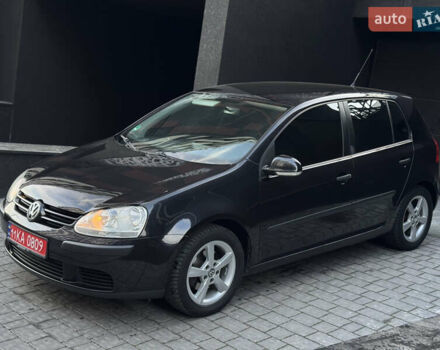 Черный Фольксваген Гольф, объемом двигателя 1.6 л и пробегом 190 тыс. км за 5350 $, фото 12 на Automoto.ua
