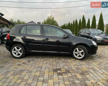Черный Фольксваген Гольф, объемом двигателя 1.6 л и пробегом 246 тыс. км за 5200 $, фото 4 на Automoto.ua