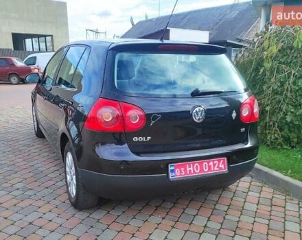 Черный Фольксваген Гольф, объемом двигателя 1.6 л и пробегом 188 тыс. км за 5500 $, фото 31 на Automoto.ua