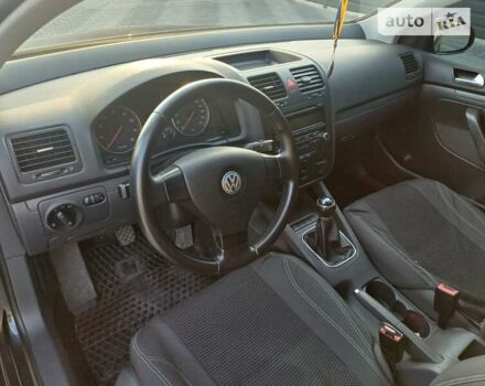 Чорний Фольксваген Гольф, об'ємом двигуна 1.4 л та пробігом 294 тис. км за 5600 $, фото 33 на Automoto.ua