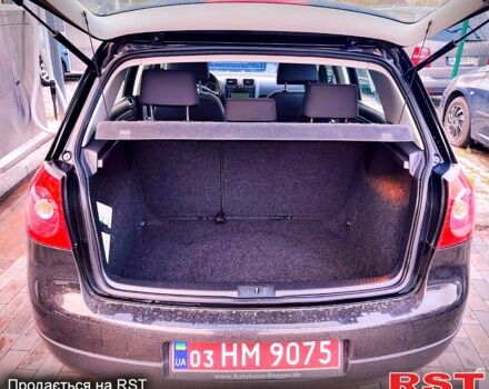 Черный Фольксваген Гольф, объемом двигателя 1.6 л и пробегом 223 тыс. км за 5350 $, фото 8 на Automoto.ua