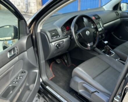 Черный Фольксваген Гольф, объемом двигателя 1.4 л и пробегом 288 тыс. км за 5350 $, фото 4 на Automoto.ua