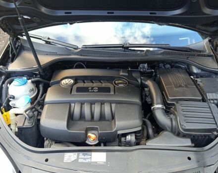 Черный Фольксваген Гольф, объемом двигателя 1.6 л и пробегом 200 тыс. км за 5300 $, фото 10 на Automoto.ua