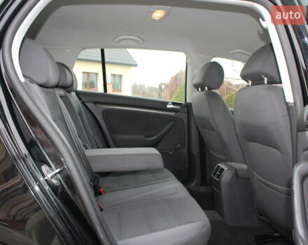 Чорний Фольксваген Гольф, об'ємом двигуна 1.6 л та пробігом 205 тис. км за 5790 $, фото 66 на Automoto.ua