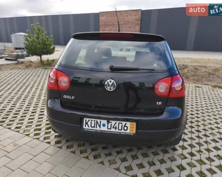 Фольксваген Гольф 2006 в Хмельницком на Automoto.ua Черный Фольксваген Гольф, объемом двигателя 1.6 л и пробегом 247 тыс. км за 6400 $, фото 33 на Automoto.ua