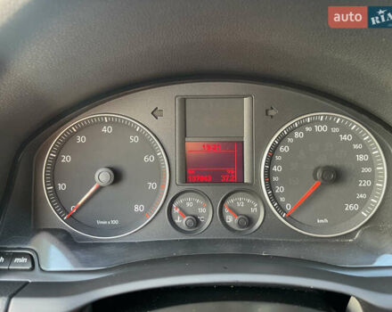 Черный Фольксваген Гольф, объемом двигателя 1.6 л и пробегом 138 тыс. км за 6500 $, фото 9 на Automoto.ua