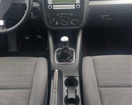 Черный Фольксваген Гольф, объемом двигателя 1.6 л и пробегом 202 тыс. км за 5999 $, фото 4 на Automoto.ua