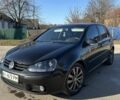Черный Фольксваген Гольф, объемом двигателя 1.9 л и пробегом 300 тыс. км за 6000 $, фото 1 на Automoto.ua