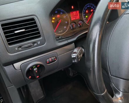 Чорний Фольксваген Гольф, об'ємом двигуна 1.6 л та пробігом 233 тис. км за 6800 $, фото 32 на Automoto.ua