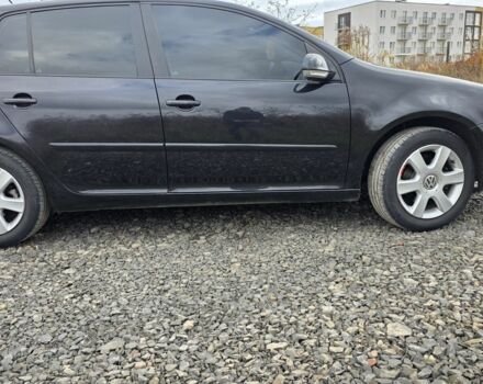 Черный Фольксваген Гольф, объемом двигателя 1.6 л и пробегом 220 тыс. км за 5250 $, фото 3 на Automoto.ua