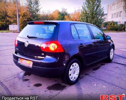 Черный Фольксваген Гольф, объемом двигателя 1.6 л и пробегом 223 тыс. км за 5350 $, фото 4 на Automoto.ua