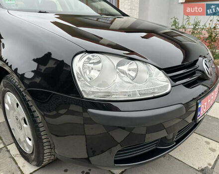 Черный Фольксваген Гольф, объемом двигателя 1.4 л и пробегом 187 тыс. км за 6500 $, фото 13 на Automoto.ua