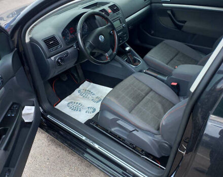 Чорний Фольксваген Гольф, об'ємом двигуна 1.6 л та пробігом 207 тис. км за 5400 $, фото 10 на Automoto.ua