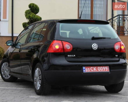 Чорний Фольксваген Гольф, об'ємом двигуна 1.6 л та пробігом 205 тис. км за 5790 $, фото 9 на Automoto.ua