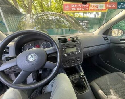 Чорний Фольксваген Гольф, об'ємом двигуна 1.6 л та пробігом 260 тис. км за 5400 $, фото 1 на Automoto.ua