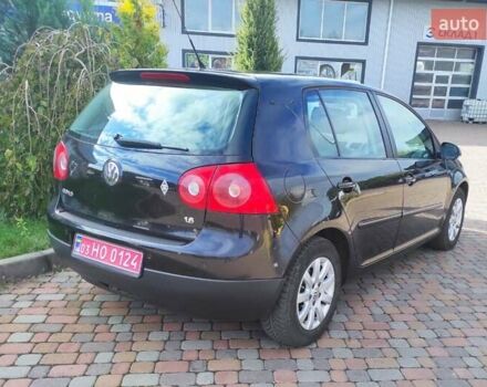 Черный Фольксваген Гольф, объемом двигателя 1.6 л и пробегом 188 тыс. км за 5500 $, фото 39 на Automoto.ua
