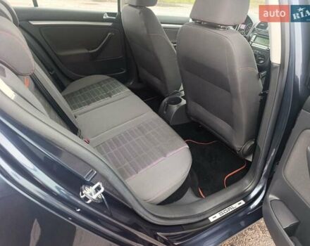 Черный Фольксваген Гольф, объемом двигателя 1.6 л и пробегом 202 тыс. км за 5999 $, фото 9 на Automoto.ua