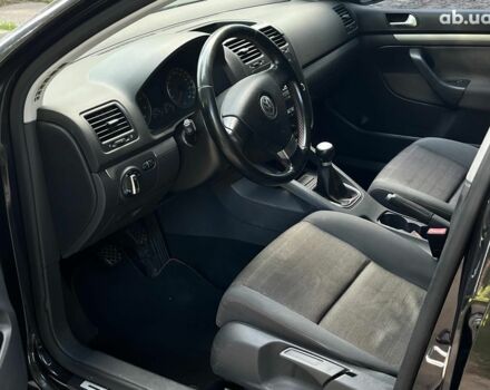 Чорний Фольксваген Гольф, об'ємом двигуна 1.6 л та пробігом 255 тис. км за 4990 $, фото 16 на Automoto.ua