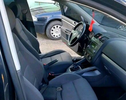 Чорний Фольксваген Гольф, об'ємом двигуна 1.6 л та пробігом 250 тис. км за 4800 $, фото 5 на Automoto.ua