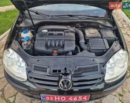 Фольксваген Гольф 2006 в Могилев-Подольском на Automoto.ua Черный Фольксваген Гольф, объемом двигателя 1.6 л и пробегом 164 тыс. км за 5750 $, фото 16 на Automoto.ua