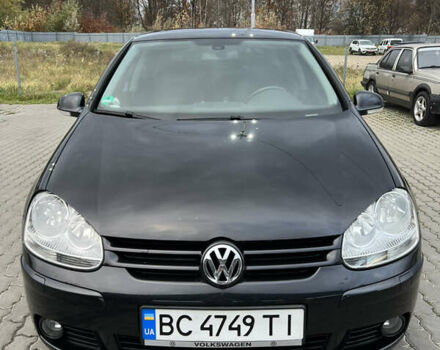 Черный Фольксваген Гольф, объемом двигателя 1.6 л и пробегом 195 тыс. км за 5900 $, фото 2 на Automoto.ua