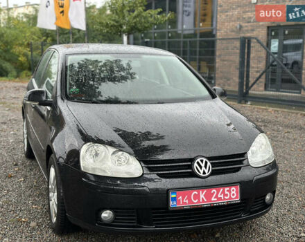 Черный Фольксваген Гольф, объемом двигателя 1.6 л и пробегом 221 тыс. км за 6600 $, фото 1 на Automoto.ua