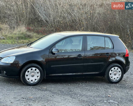 Чорний Фольксваген Гольф, об'ємом двигуна 1.6 л та пробігом 181 тис. км за 5899 $, фото 4 на Automoto.ua