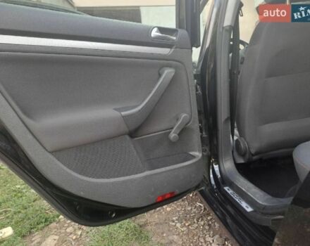 Черный Фольксваген Гольф, объемом двигателя 1.4 л и пробегом 202 тыс. км за 4800 $, фото 5 на Automoto.ua