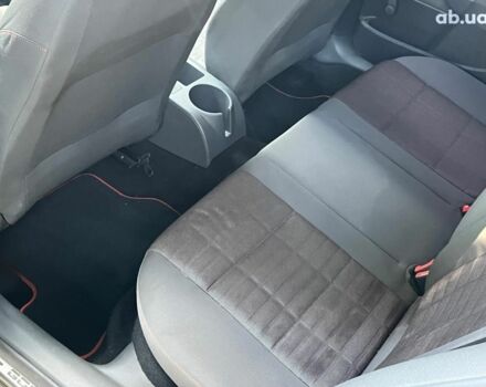 Чорний Фольксваген Гольф, об'ємом двигуна 1.6 л та пробігом 255 тис. км за 4990 $, фото 25 на Automoto.ua