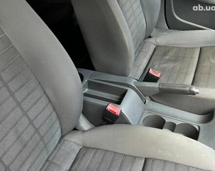 Чорний Фольксваген Гольф, об'ємом двигуна 1.6 л та пробігом 255 тис. км за 4990 $, фото 32 на Automoto.ua