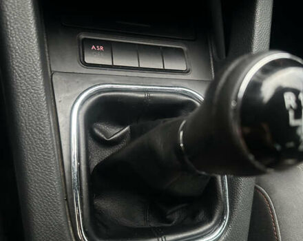 Черный Фольксваген Гольф, объемом двигателя 1.9 л и пробегом 344 тыс. км за 4850 $, фото 14 на Automoto.ua