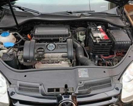 Черный Фольксваген Гольф, объемом двигателя 1.4 л и пробегом 200 тыс. км за 5200 $, фото 3 на Automoto.ua